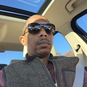 Meet your Posher, Grady